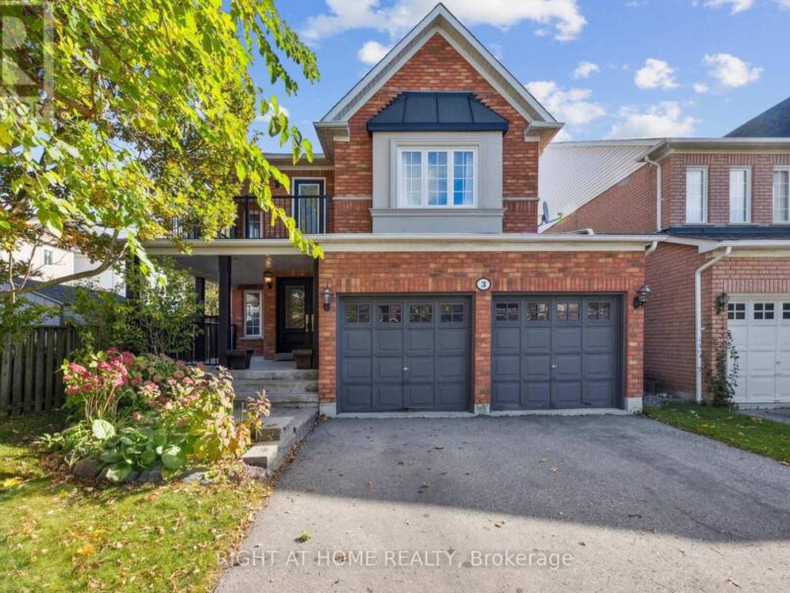 3 DAVEY STREET, Ajax, Ontario L1Z 1K8