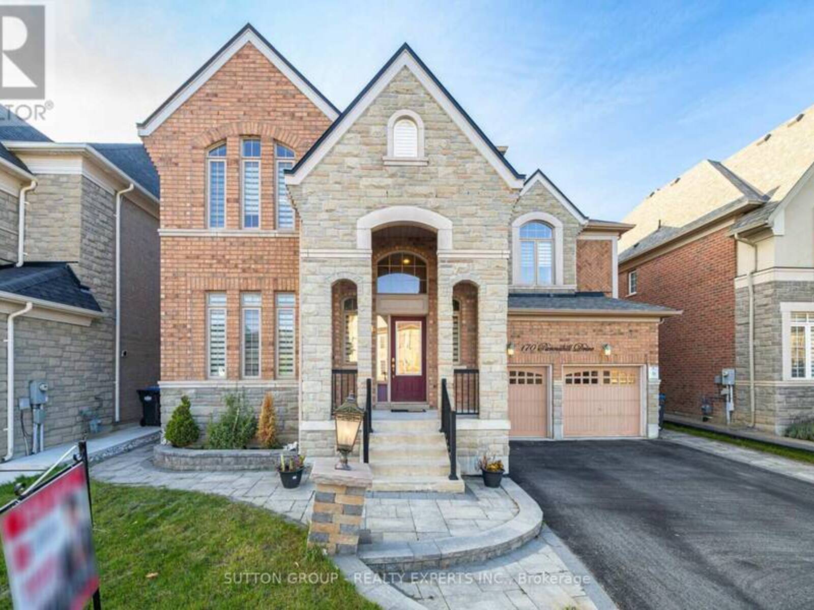 170 PANNAHILL DRIVE, Brampton, Ontario L6P 3T5