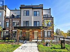 14 - 60 BAYNES WAY Bradford West Gwillimbury Ontario, L3Z 4M3