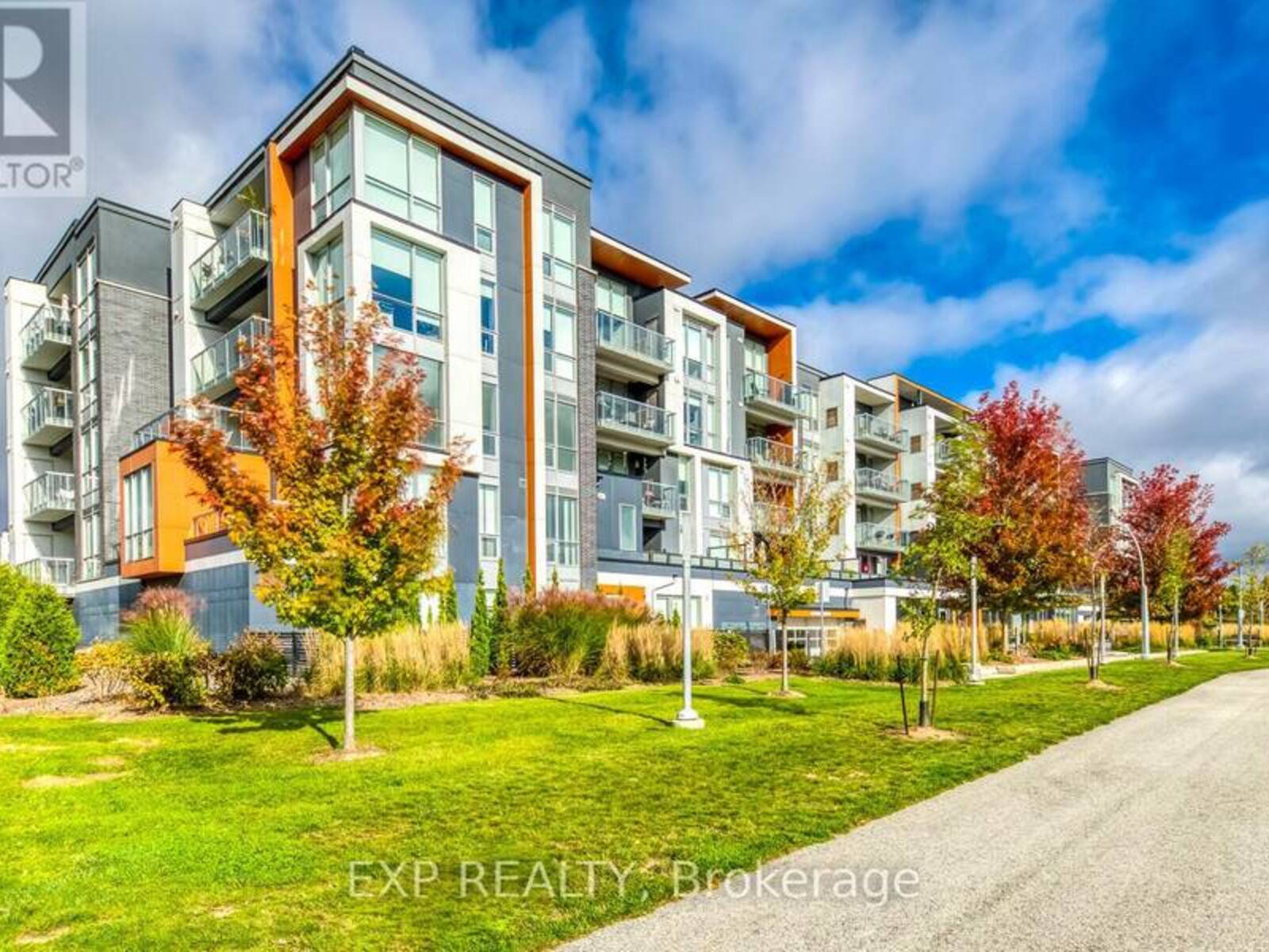 208 - 3028 CREEKSHORE COMMON S, Oakville, Ontario M2N 6K8