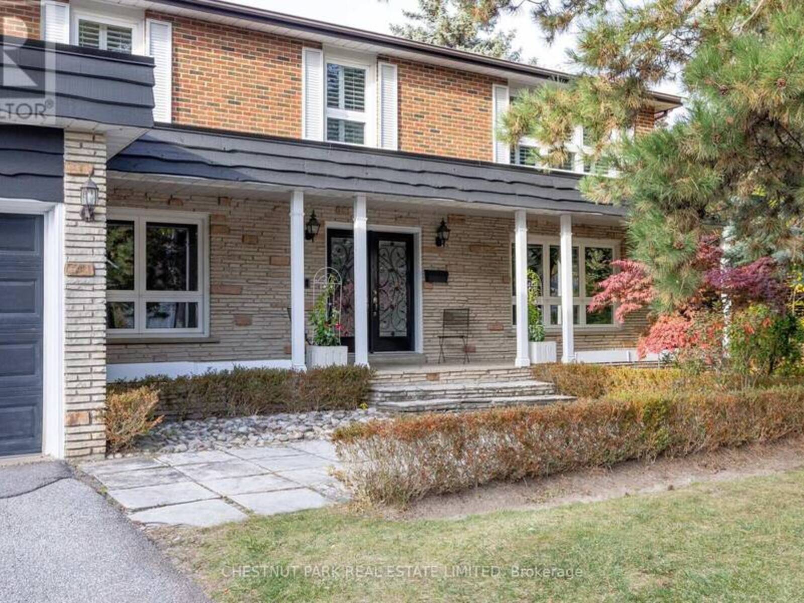 16 SAGEWOOD DRIVE, Toronto, Ontario M3B 3G5