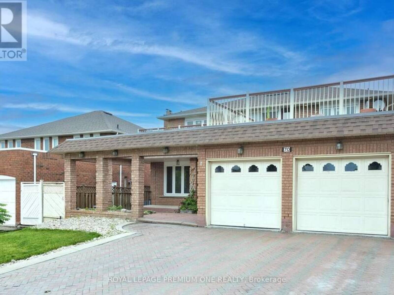 70 VINEYARD COURT, Vaughan, Ontario L4L 5J8