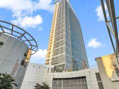 1903 - 38 LEE CENTRE DRIVE Toronto Ontario, M1H 3J7