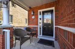 58 STARR CRESCENT | Aurora Ontario | Slide Image Two