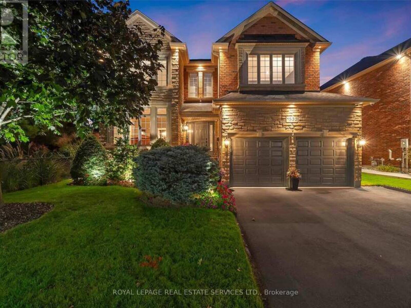 1533 PINERY CRESCENT, Oakville, Ontario L6H 7J9