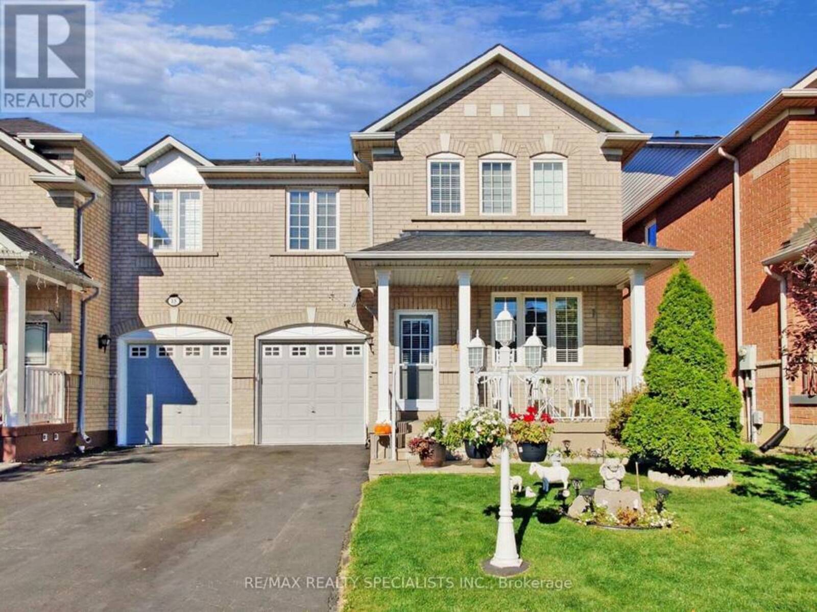 13 GALLVIEW LANE, Brampton, Ontario L6P 1R8