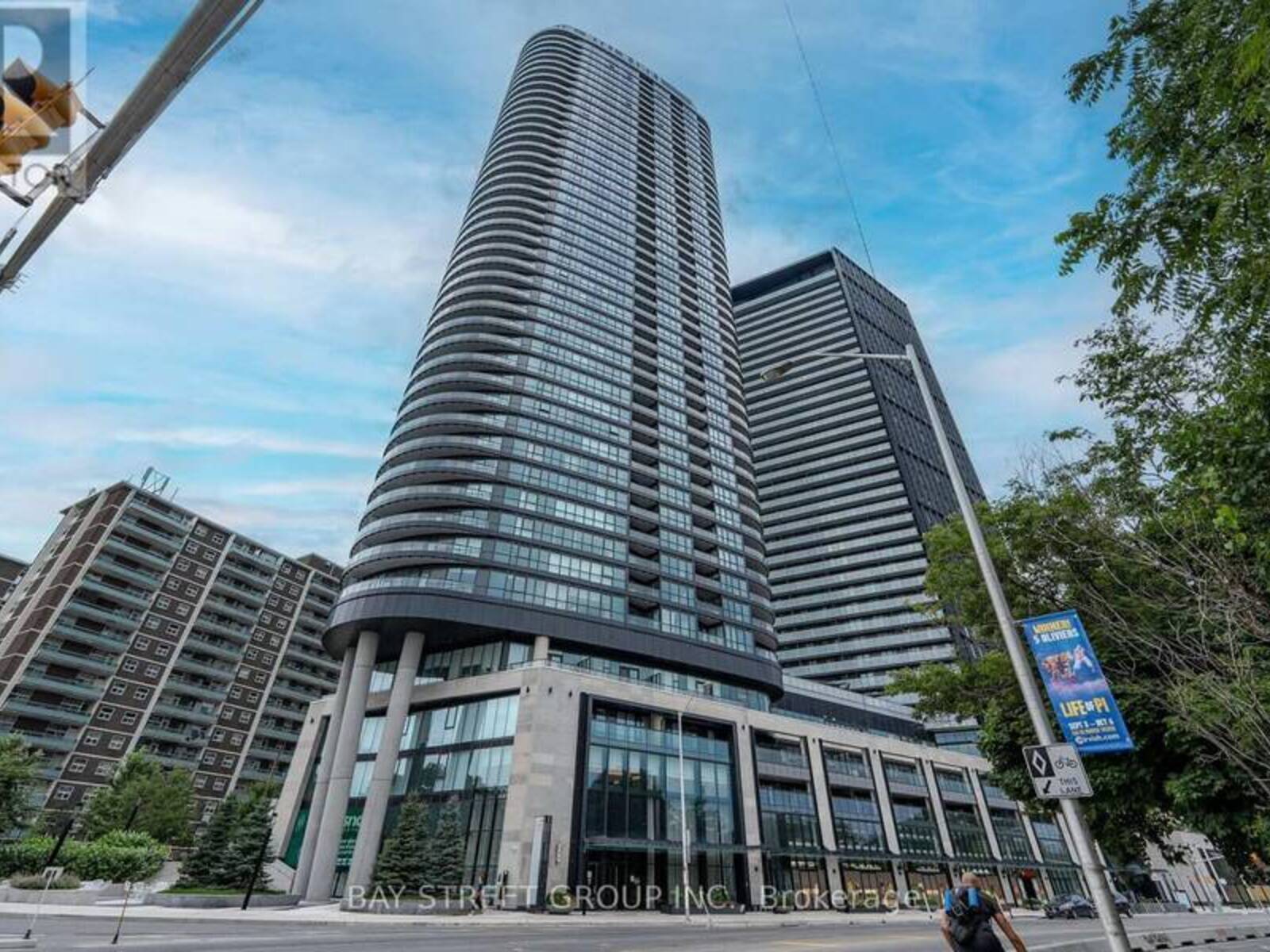 2922 - 585 BLOOR STREET E, Toronto, Ontario M4W 0B3