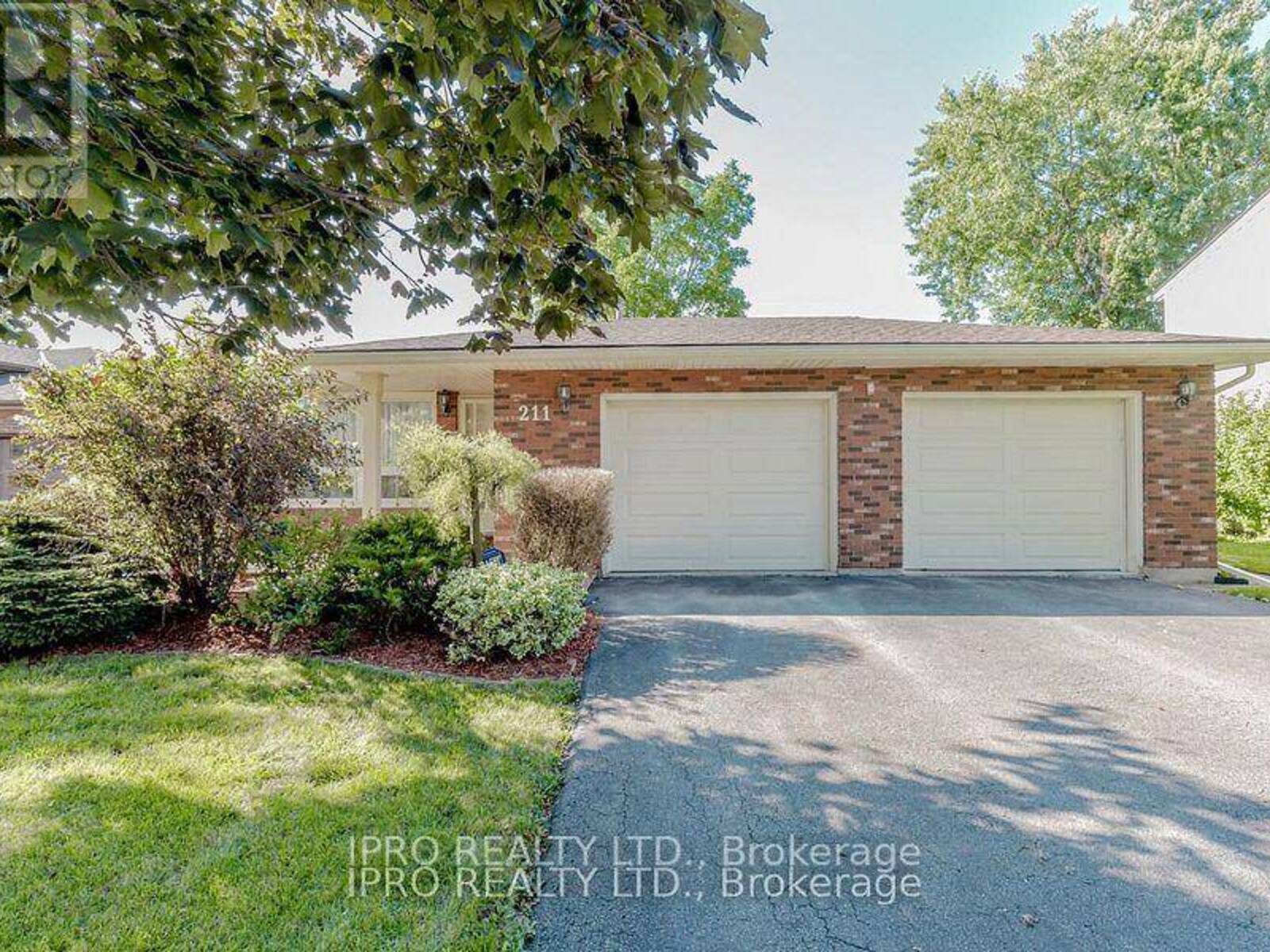 211 LEASIDE DRIVE, Welland, Ontario L3C 6N4