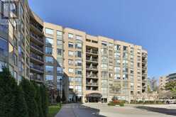 810 - 2511 LAKESHORE ROAD W | Oakville Ontario | Slide Image Five