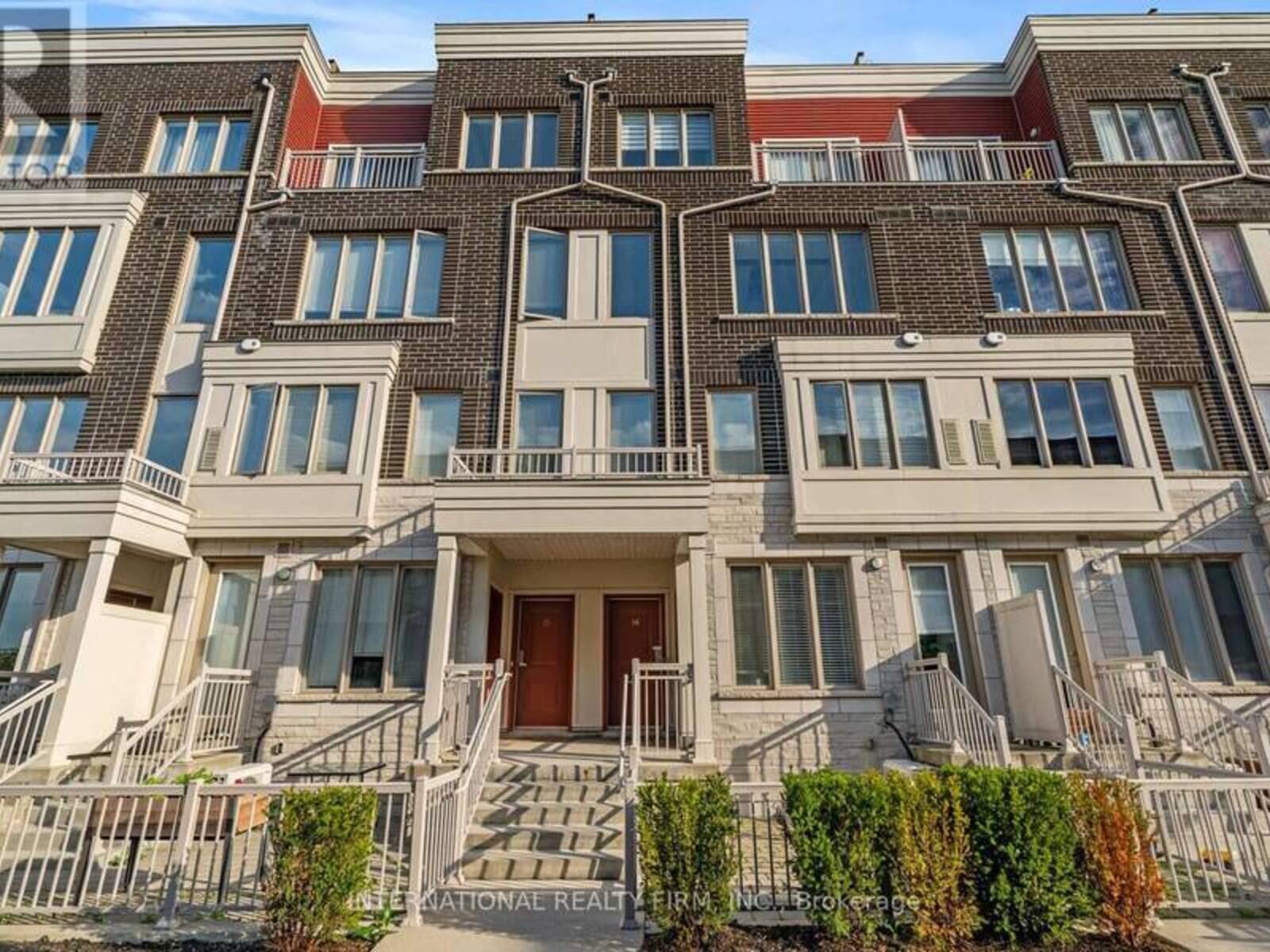 15 - 125 LONG BRANCH AVENUE, Toronto, Ontario M8W 0A9