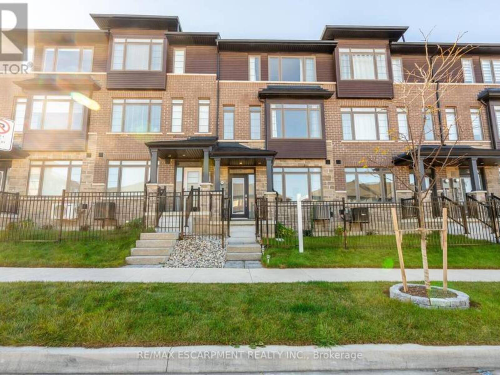 68 - 61 SOHO STREET, Hamilton, Ontario L8J 0M6