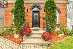 247 KENSINGTON AVENUE N | Hamilton Ontario | Slide Image Two