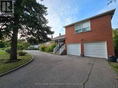 100 LANGSTAFF ROAD Richmond Hill Ontario, L4C 6N3