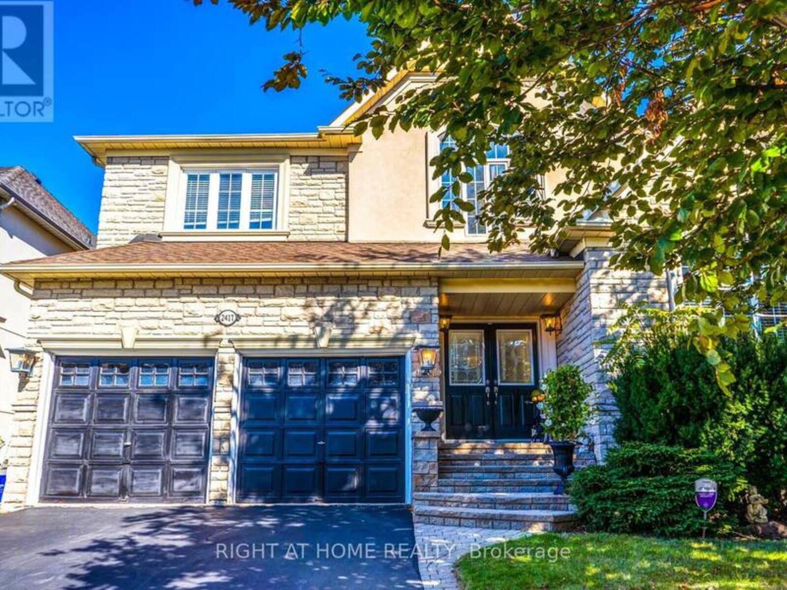 2417 VALLEY FOREST WAY S, Oakville, Ontario L6H 6W8