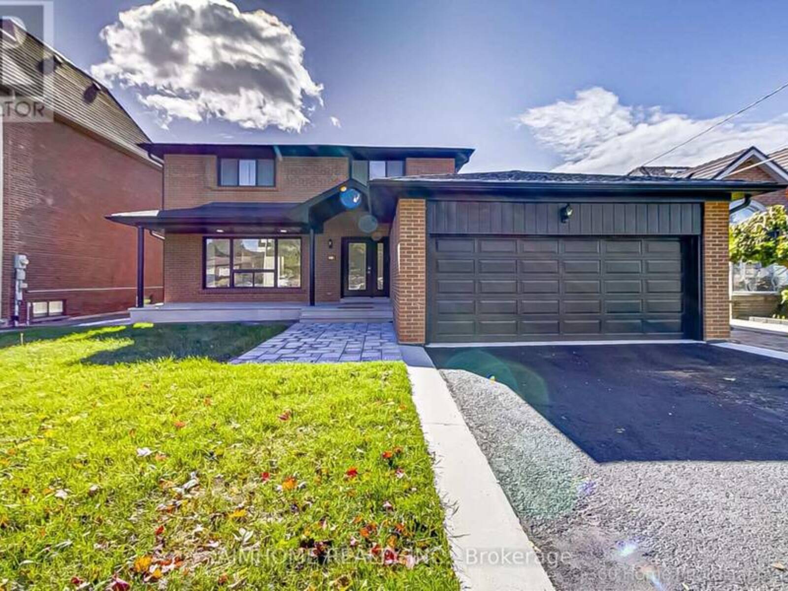 179 OXFORD STREET, Richmond Hill, Ontario L4C 4L6