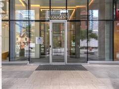 915 - 1 GLOUCESTER STREET Toronto Ontario, M4Y 1L8