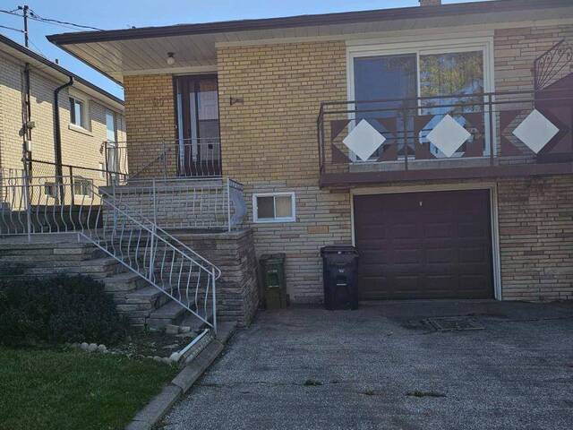 97 VICTORY DRIVE Toronto Ontario, M3M 2J9