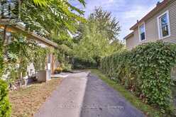 6068 DRUMMOND ROAD | Niagara Falls Ontario | Slide Image Three