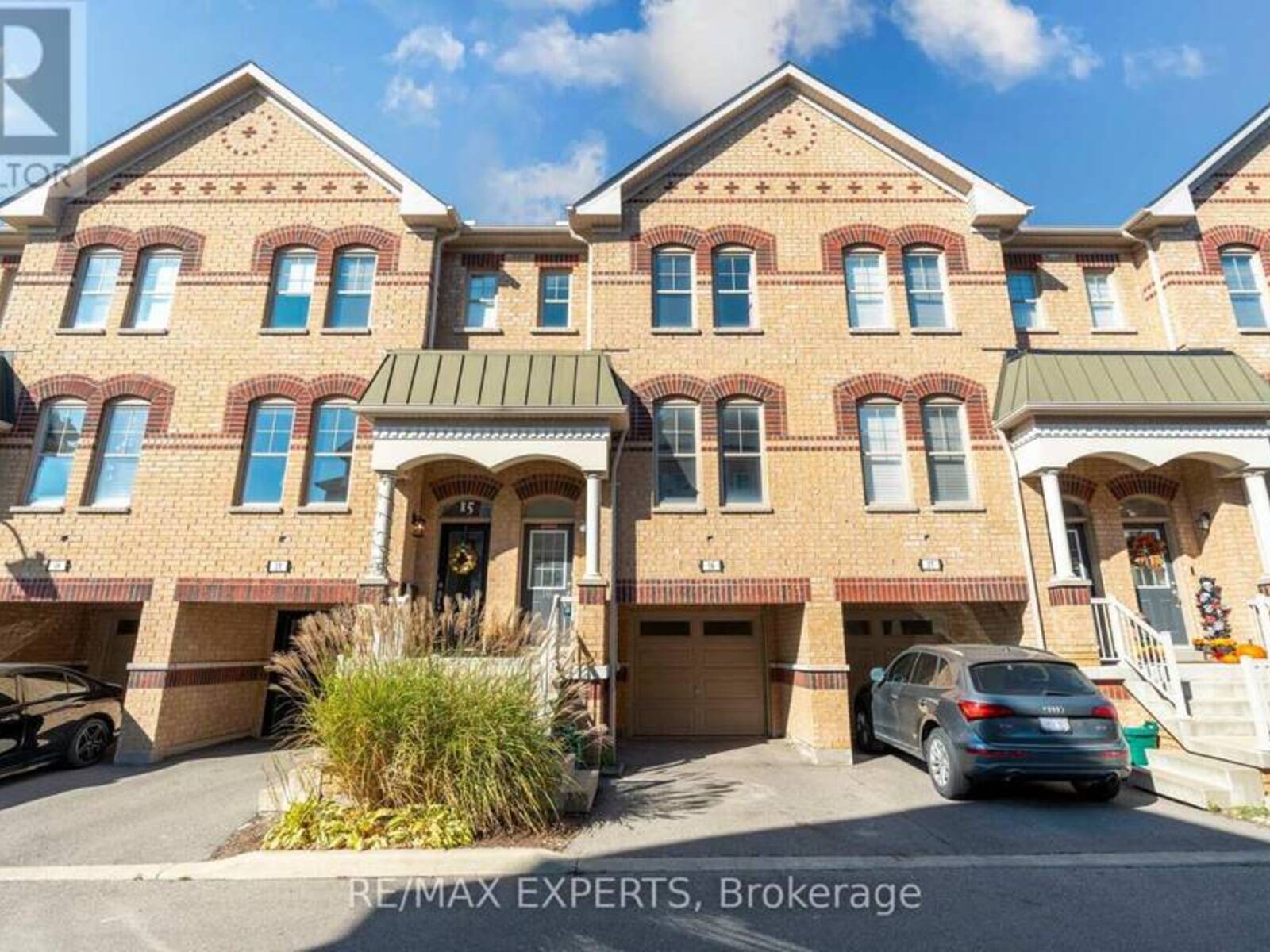 16 - 10 PORTER AVENUE W, Vaughan, Ontario L4L 2A1