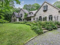 11 HIDDEN FOREST DRIVE Whitchurch-Stouffville Ontario, L4A 1Z5