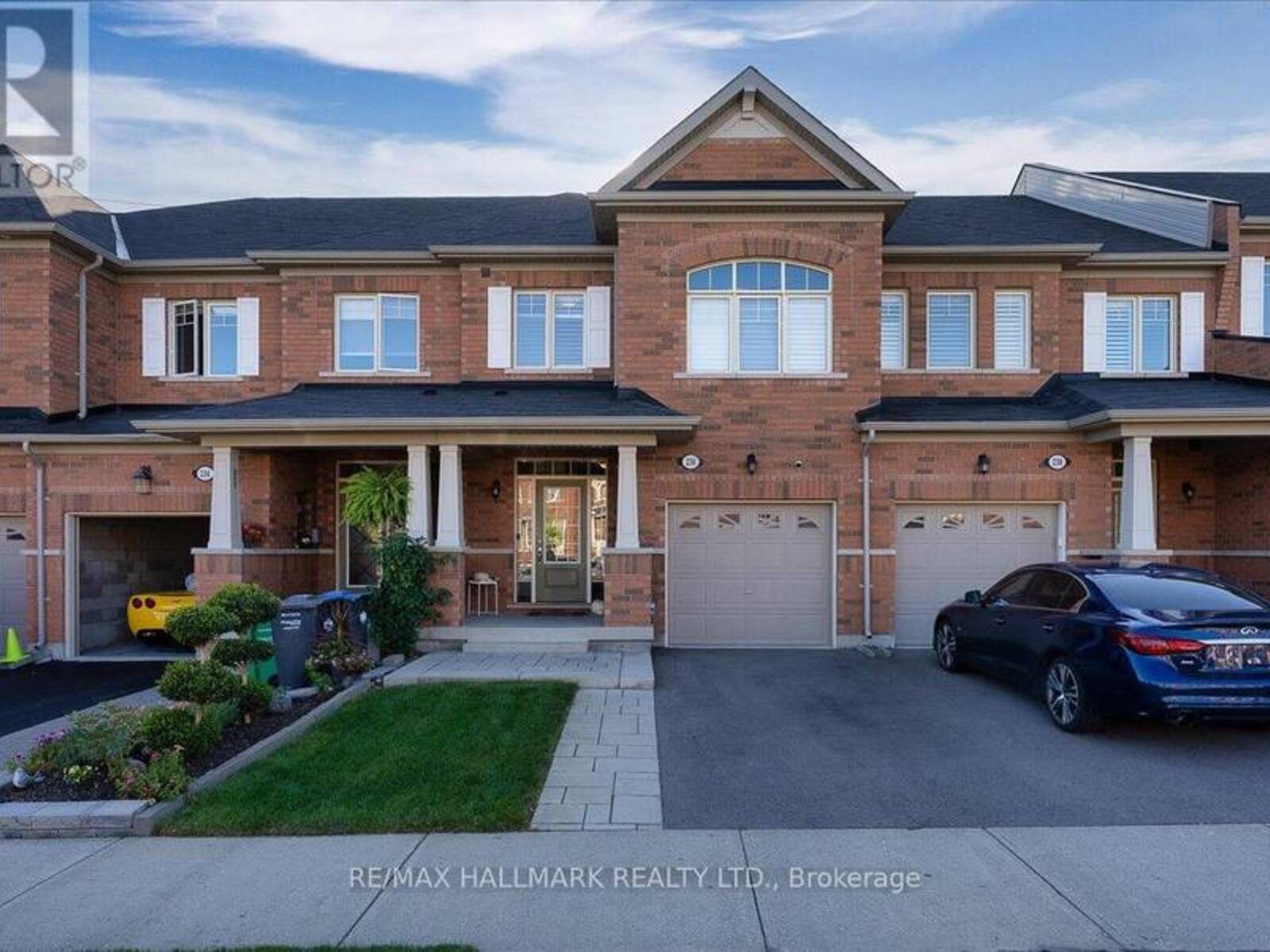 236 SKY HARBOUR DRIVE, Brampton, Ontario L6Y 2Z7