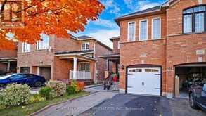 66 VINTAGE GATE | Brampton Ontario | Slide Image Four