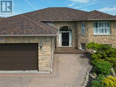 4738 SHADETREE COURT Windsor Ontario, N9G 2V1