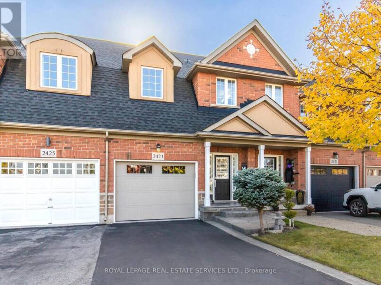 2423 SHADOW COURT, Oakville, Ontario L6M 5G6