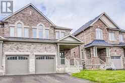 90 FERRAGINE CRESCENT | Bradford West Gwillimbury Ontario | Slide Image Two