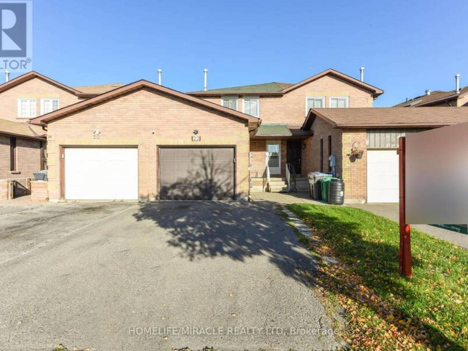 22 WOODSEND RUN, Brampton, Ontario L6Y 4G8