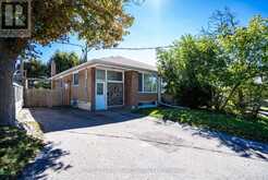 41 LONGFORD DRIVE | Newmarket Ontario | Slide Image One