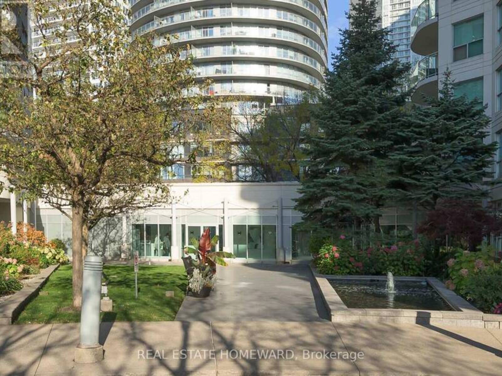 110 - 600 QUEENS QUAY W, Toronto, Ontario M5V 3M3