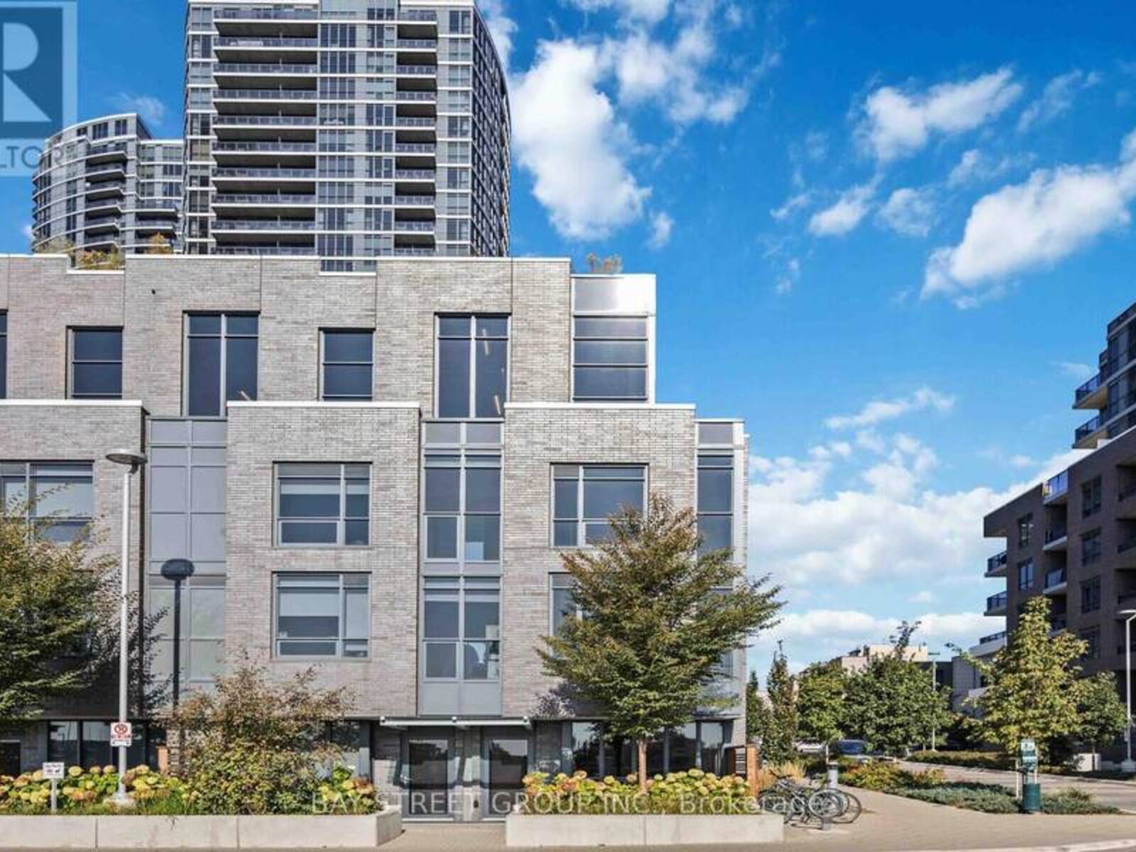 TH101 - 30 GIBBS ROAD, Toronto, Ontario M9B 0E4