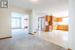 21 DARROW DRIVE | Hamilton Ontario | Slide Image Nine