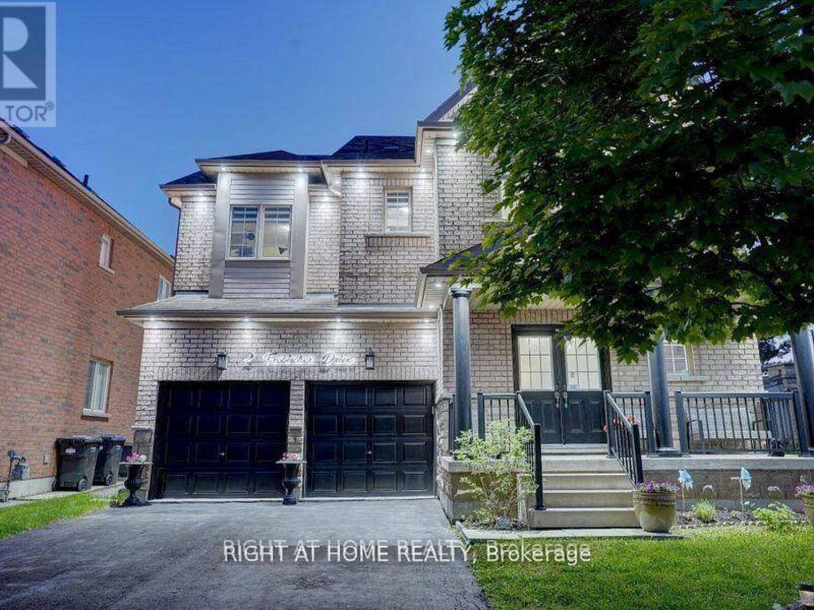 2 FROBISCHER DRIVE, Brampton, Ontario L6R 0L4