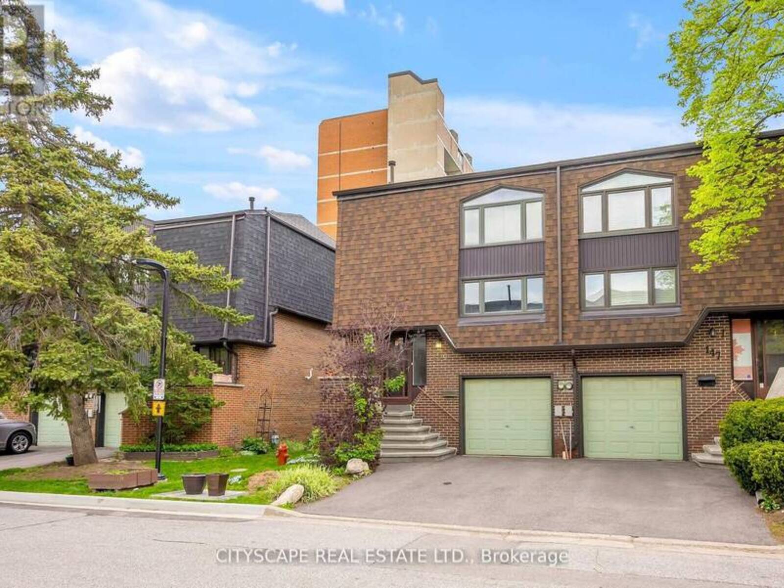 16 - 149 MAPLE BRANCH PATH, Toronto, Ontario M9P 3R9