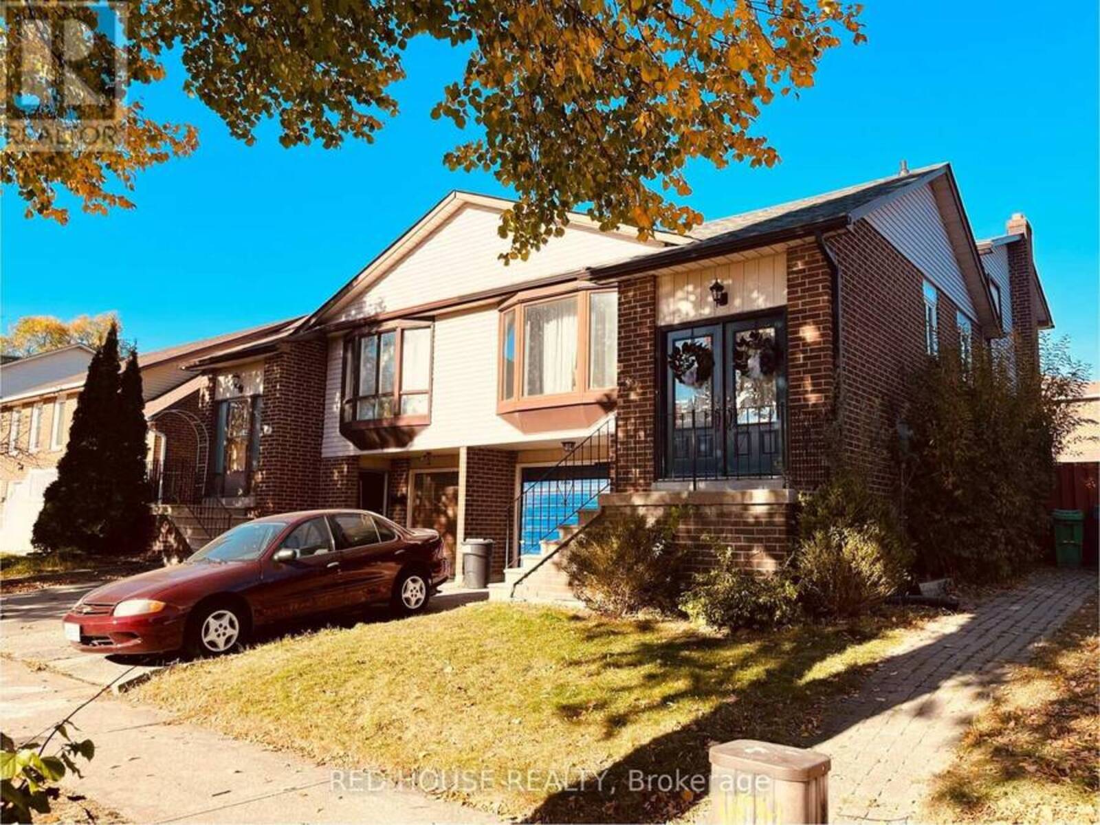 36 MOUNT PLEASANT DRIVE, Brampton, Ontario L6Z 1K2