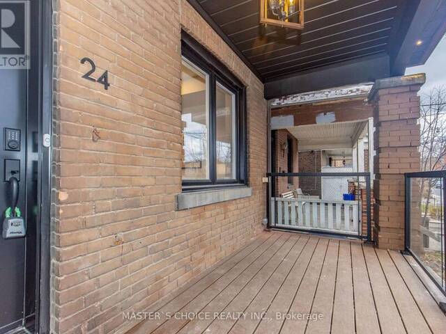 24 ERINDALE AVENUE Toronto Ontario, M4K 1R9