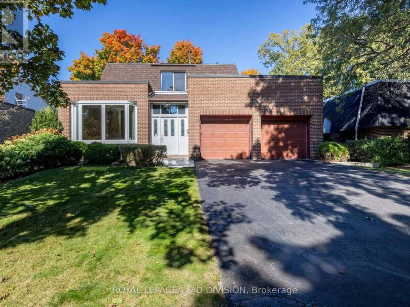 26 JONDAN CRESCENT, Markham, Ontario L3T 3Z5