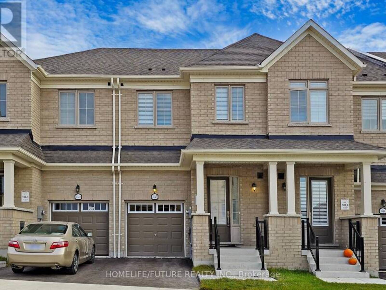 1042 LOCKIE DRIVE, Oshawa, Ontario L1L 0R9