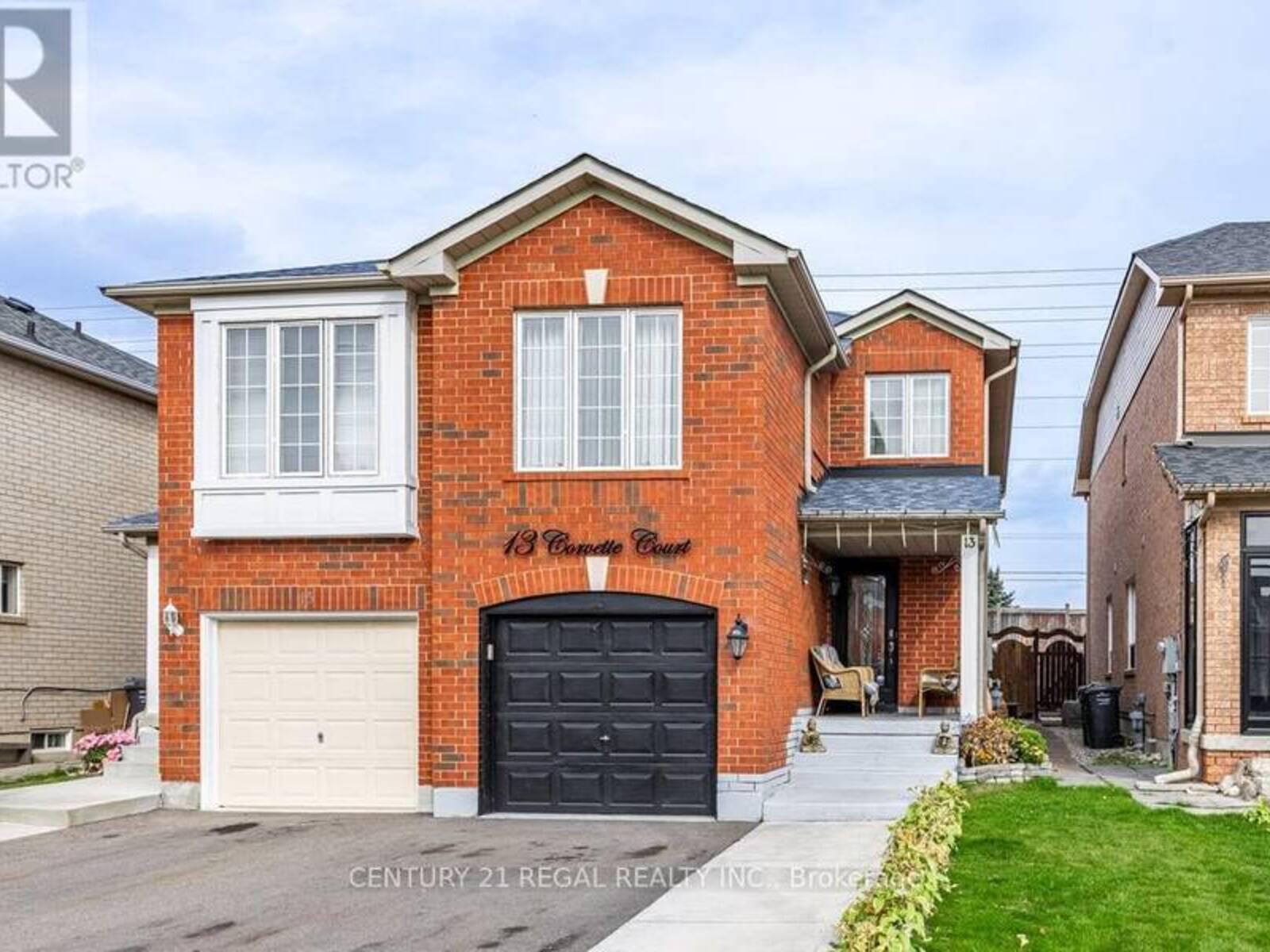 13 CORVETTE COURT, Brampton, Ontario L7A 2H7