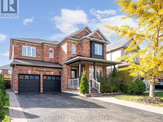 8 REVELSTOKE PLACE Brampton Ontario, L6R 3G3