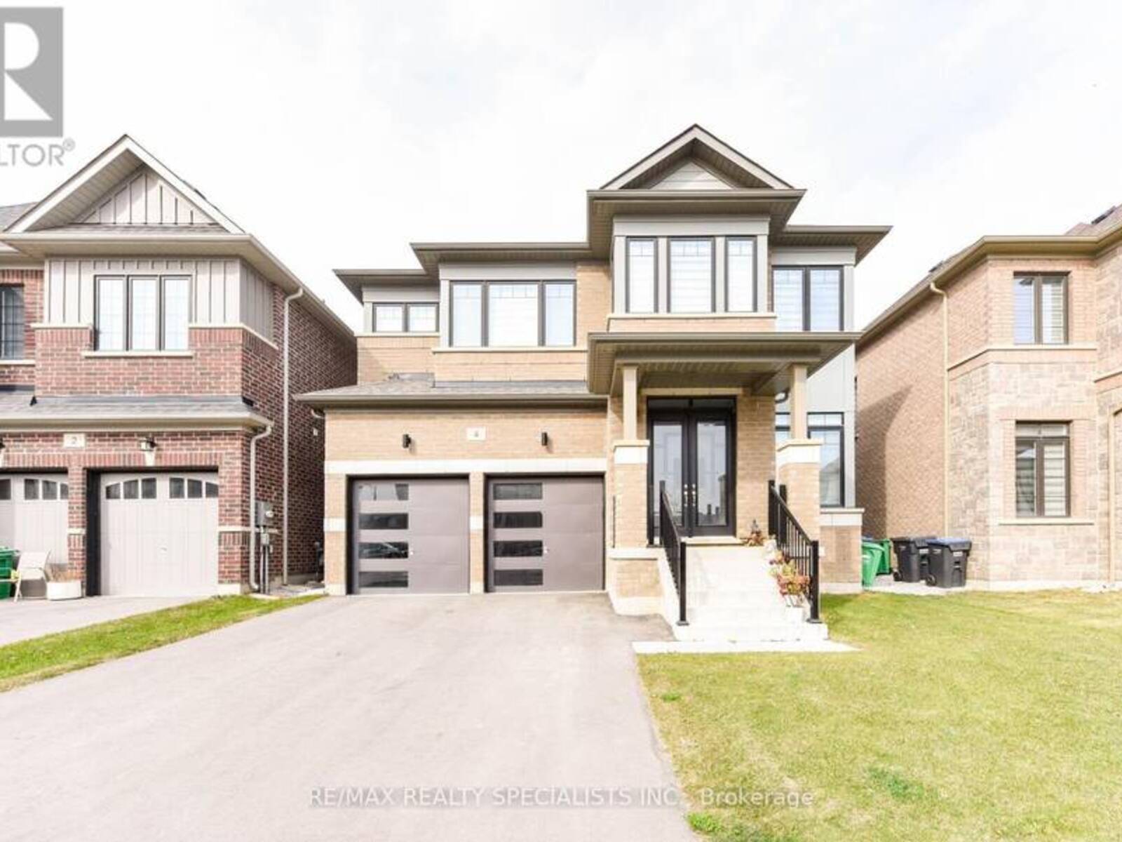 4 MADAWASKA ROAD, Caledon, Ontario L7C 0Y9