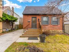 19 ALBANI STREET Toronto Ontario, M8V 1X3