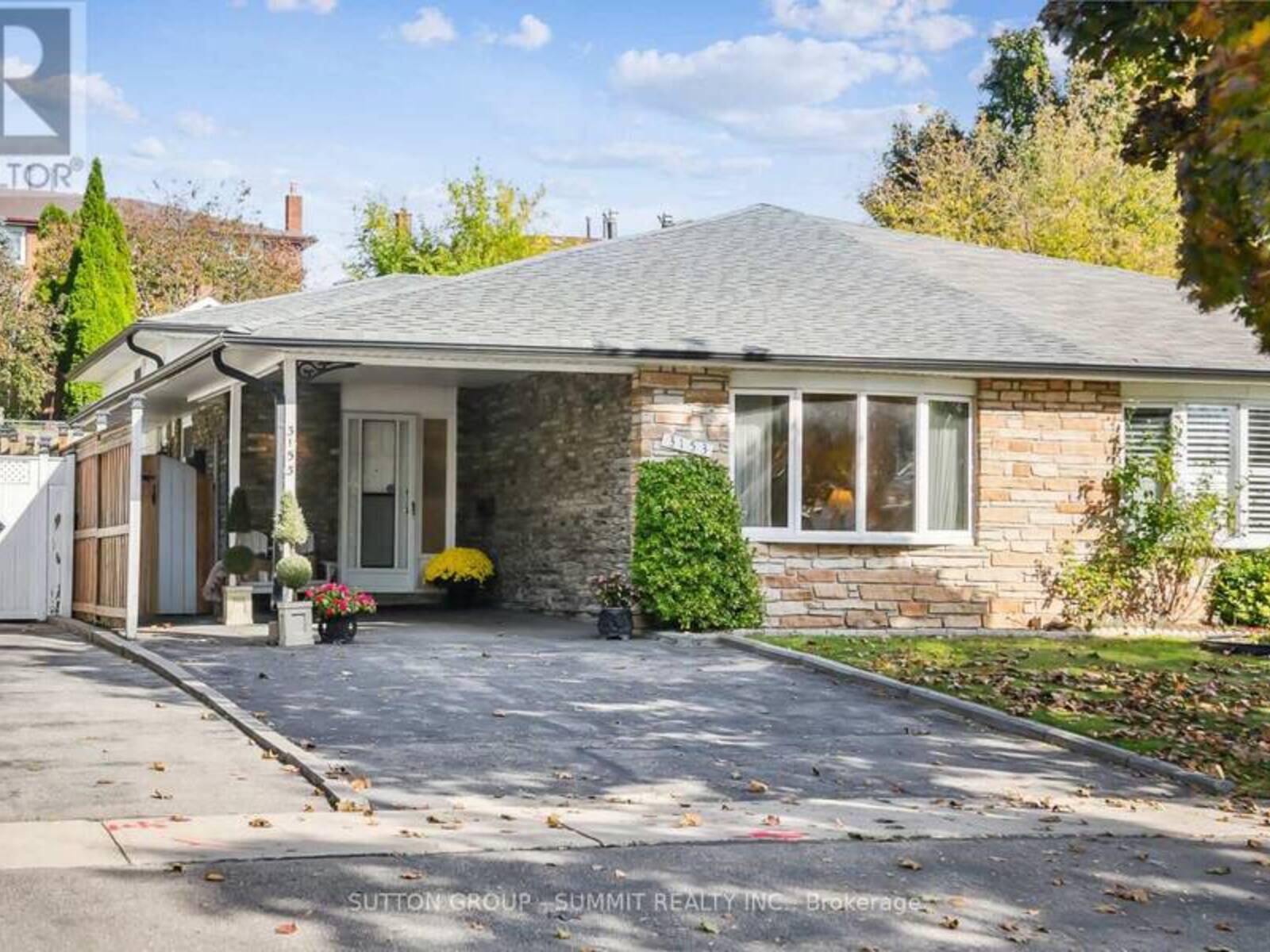 3153 CORRIGAN DRIVE, Mississauga, Ontario L4Y 3C5