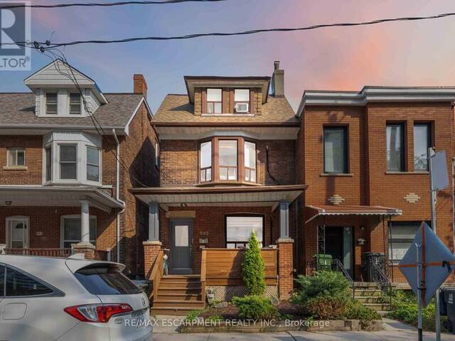 689 DOVERCOURT ROAD Toronto Ontario, M6H 2W7