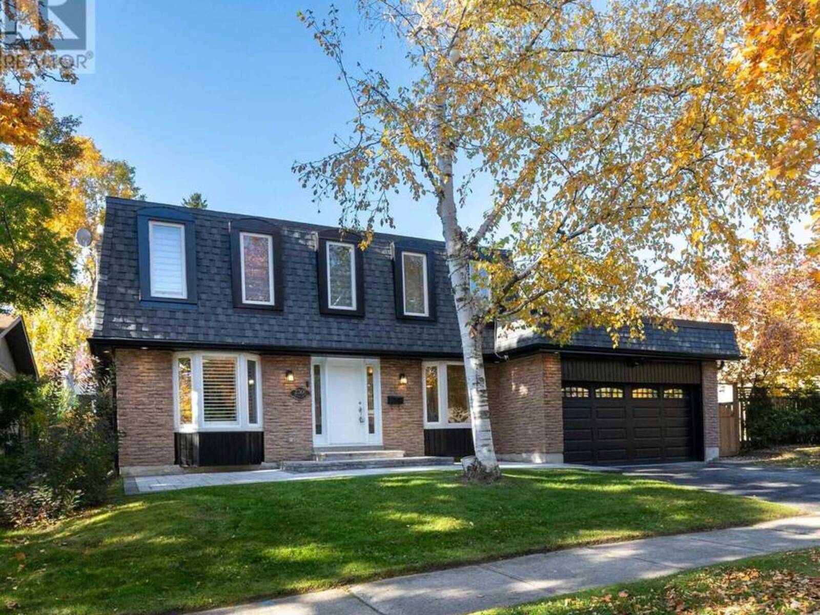 2366 DEVON ROAD, Oakville, Ontario L6J 5T6