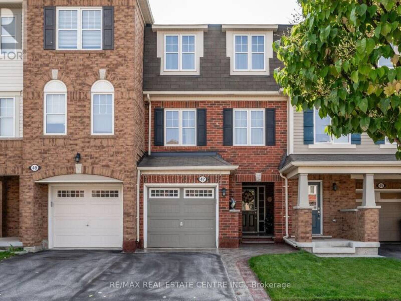 47 VANHORNE CLOSE, Brampton, Ontario L7A 0X8