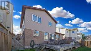 38 REDMOND DRIVE | Ajax Ontario | Slide Image Thirty-eight