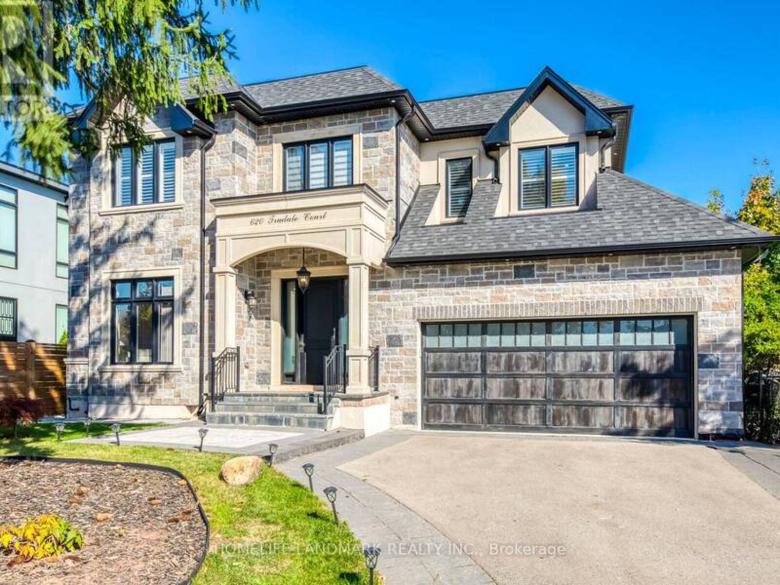 620 TRUDALE COURT, Oakville, Ontario L6L 4H1